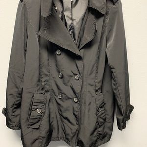 👚 UWOT - East 5th